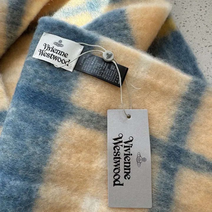 スーパーコピー ヴィヴィアン・ウエストウッド マフラー