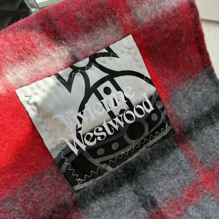 スーパーコピー ヴィヴィアン・ウエストウッド マフラー