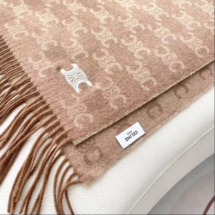 スーパーコピー セリーヌ マフラー