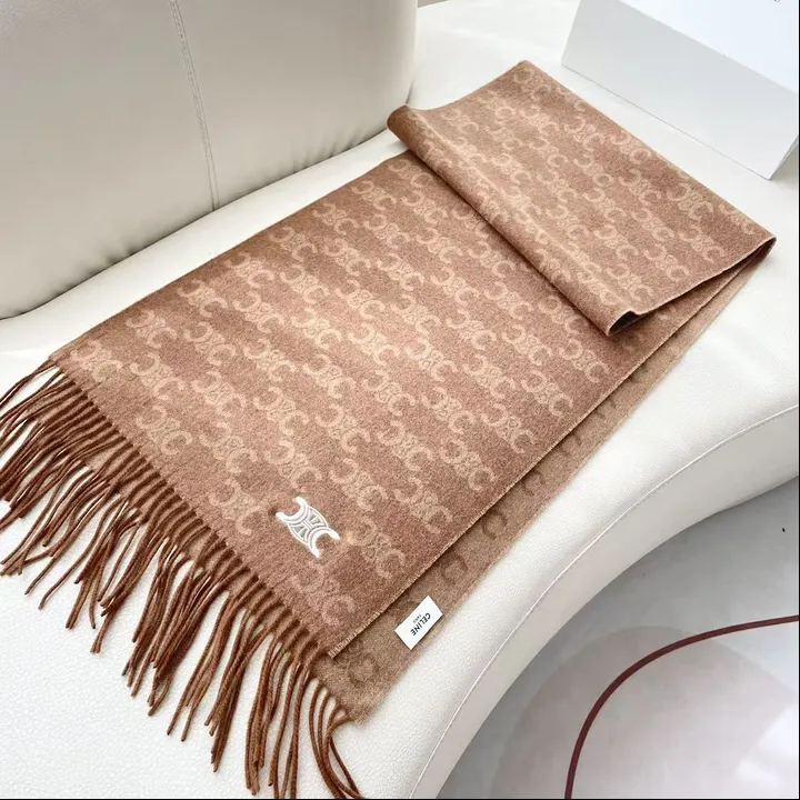 スーパーコピー セリーヌ マフラー