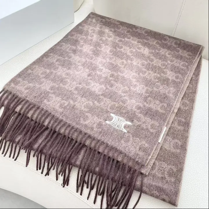 スーパーコピー セリーヌ マフラー