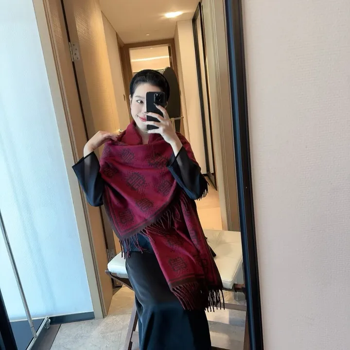 スーパーコピー ジバンシィ マフラー