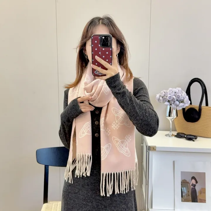 スーパーコピー ヴィヴィアン・ウエストウッド マフラー