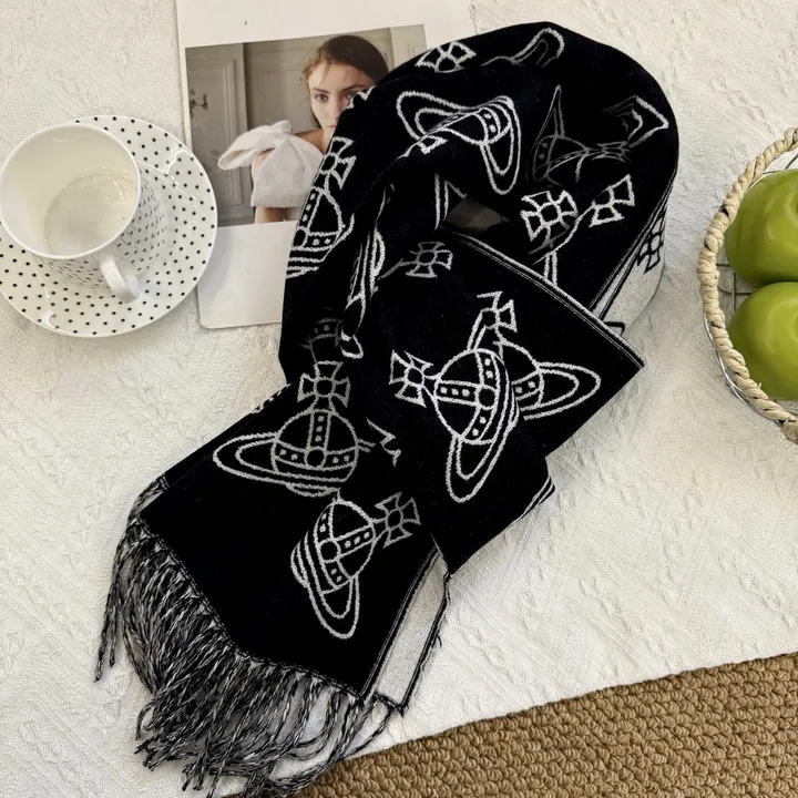 スーパーコピー ヴィヴィアン・ウエストウッド マフラー