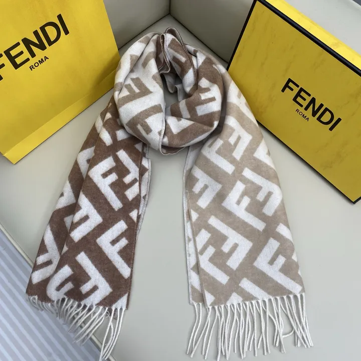 スーパーコピー フェンディ マフラー