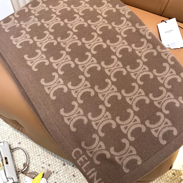 スーパーコピー セリーヌ マフラー