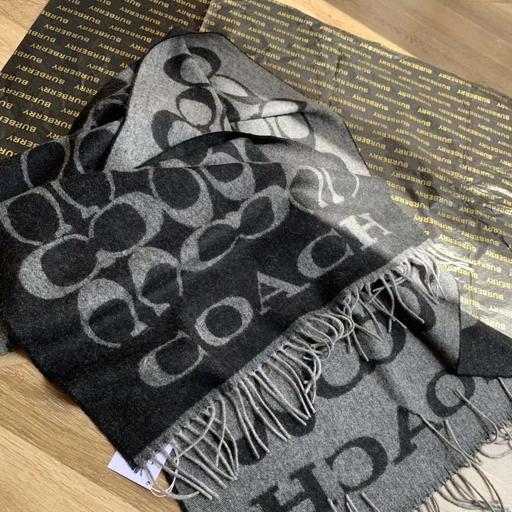 スーパーコピー コーチ マフラー