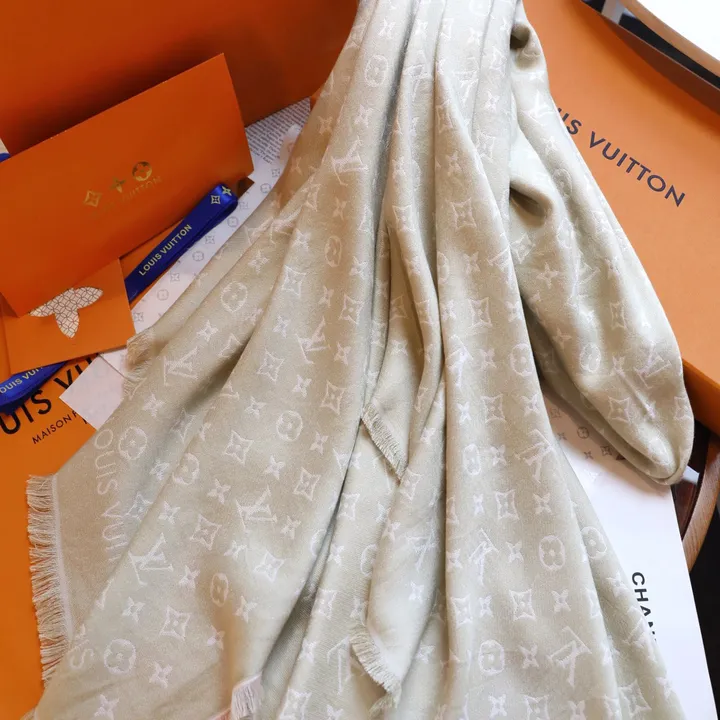 スーパーコピー ルイヴィトン マフラー