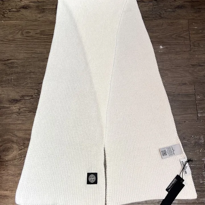 スーパーコピー ストーンアイランド マフラー