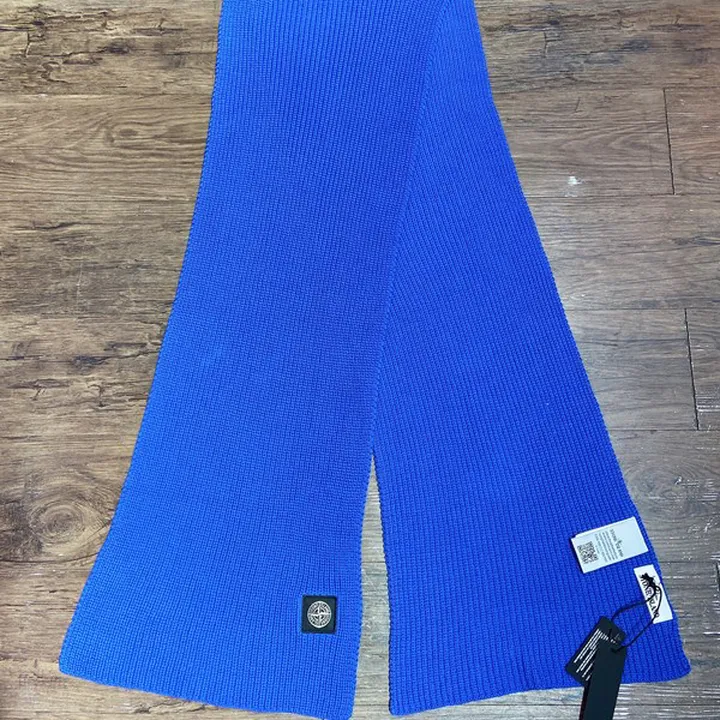 スーパーコピー ストーンアイランド マフラー