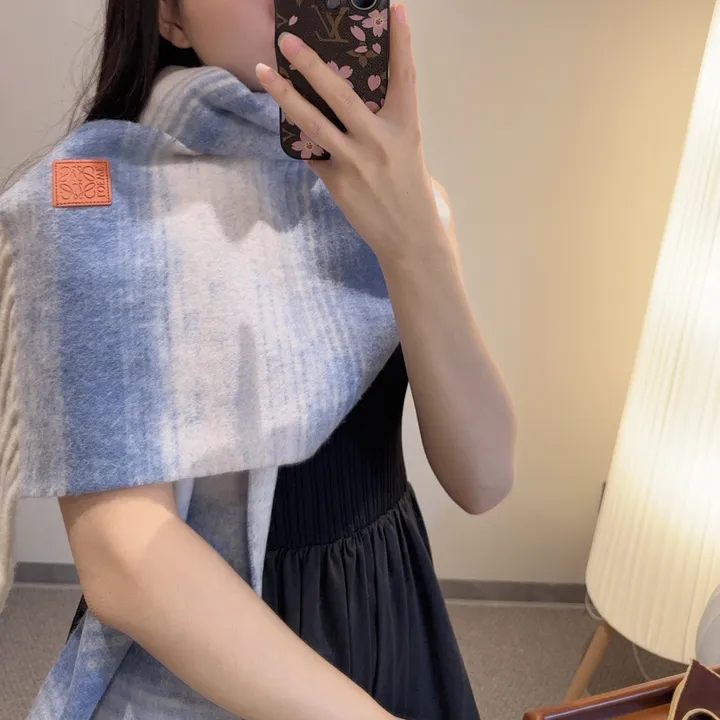 スーパーコピー ロエベ マフラー