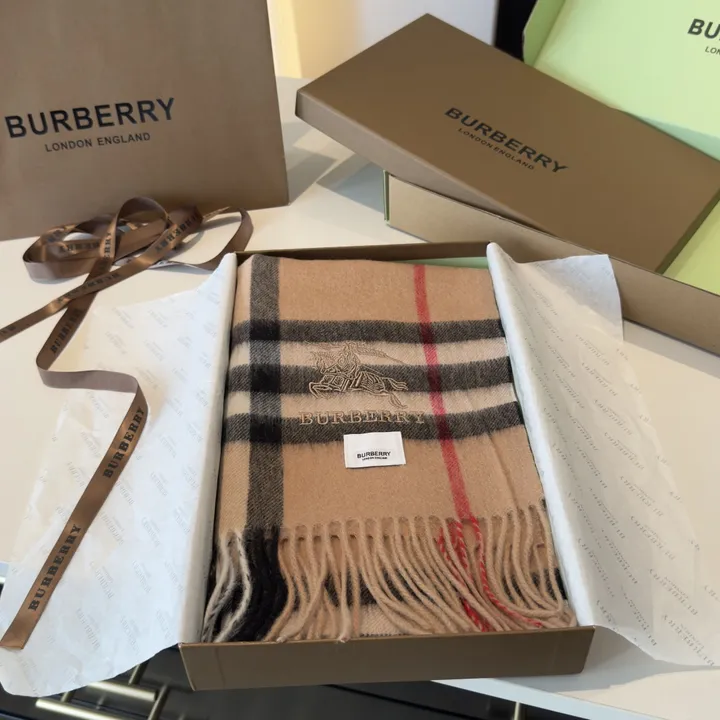 スーパーコピー バーバリー ス マフラー