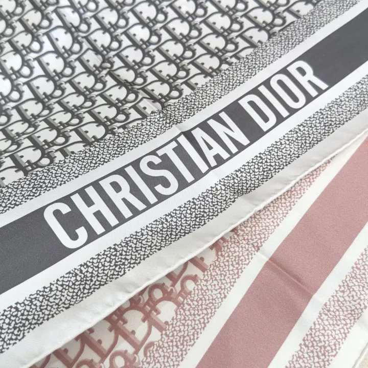 スーパーコピー グッチ マフラー