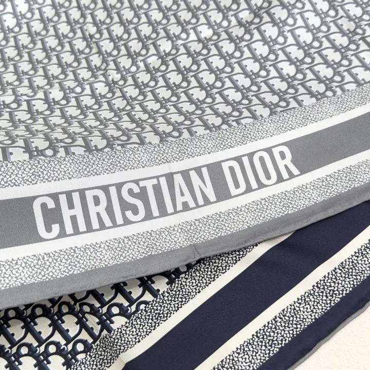 スーパーコピー グッチ マフラー