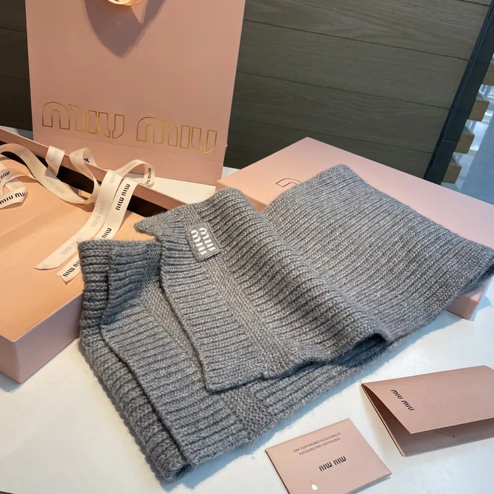 スーパーコピー フェンディ マフラー