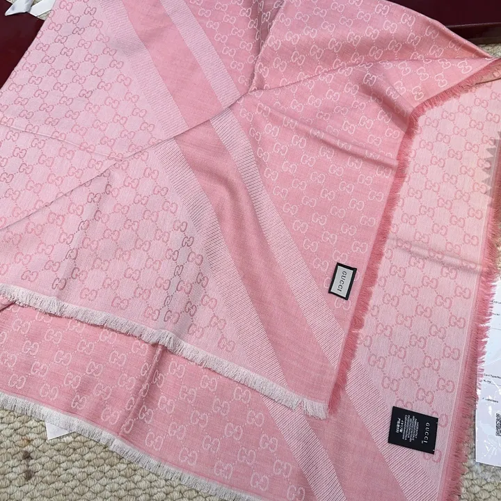 スーパーコピー グッチ マフラー