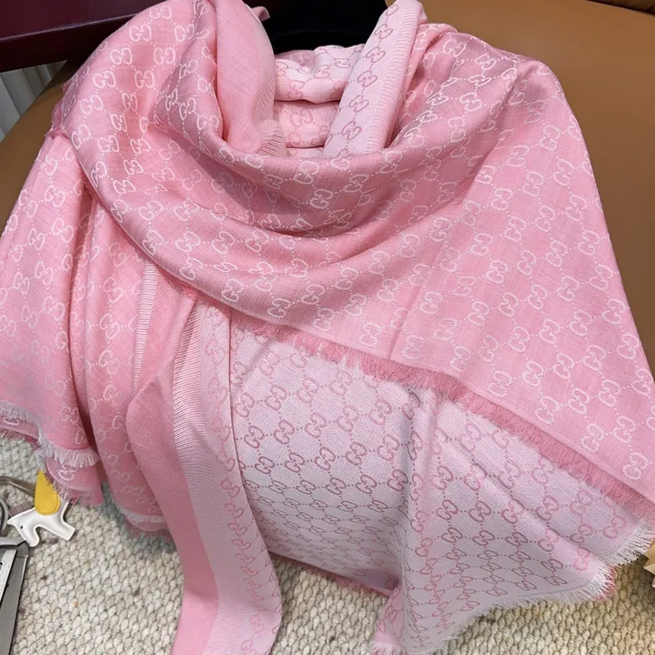 スーパーコピー グッチ マフラー