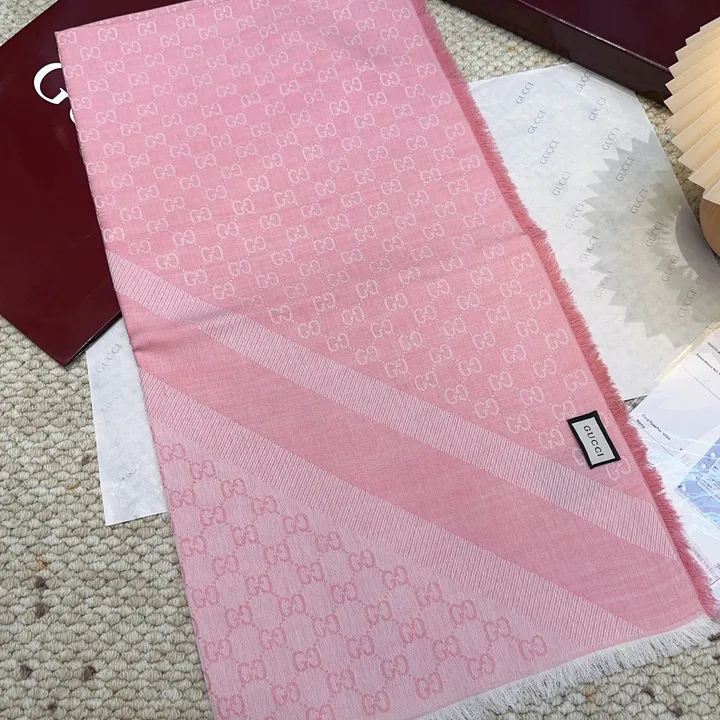 スーパーコピー グッチ マフラー