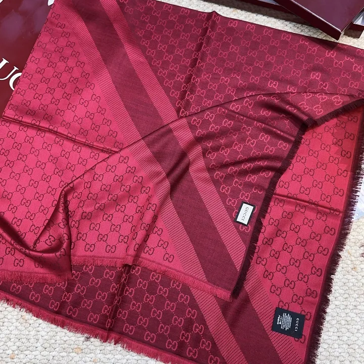 スーパーコピー グッチ マフラー