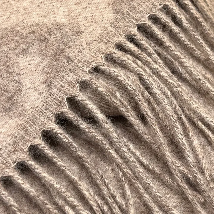 スーパーコピー フェンディ マフラー