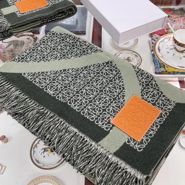 スーパーコピー ロエベ マフラー