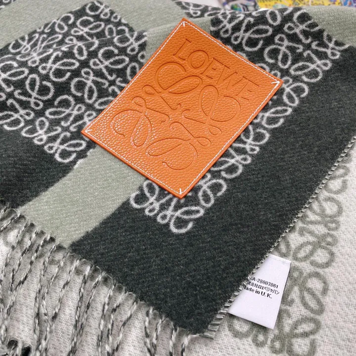 スーパーコピー ロエベ マフラー