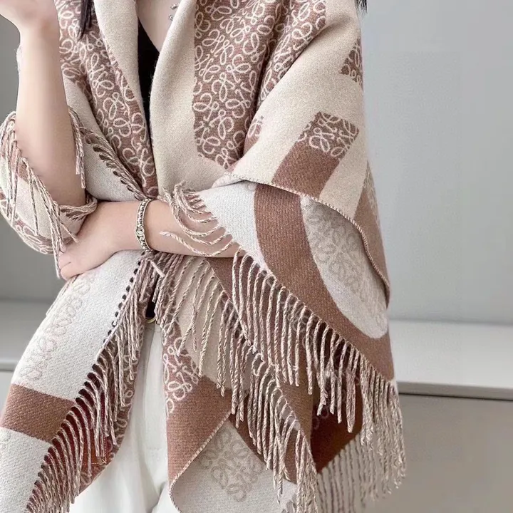 スーパーコピー ロエベ マフラー