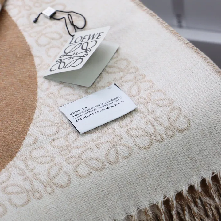 スーパーコピー ロエベ マフラー