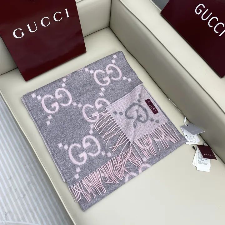 スーパーコピー グッチ マフラー