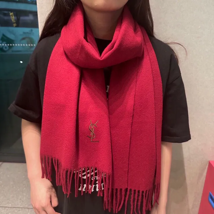 スーパーコピー バレンシアガ マフラー