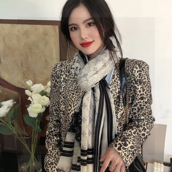 スーパーコピー ルイヴィトン マフラー