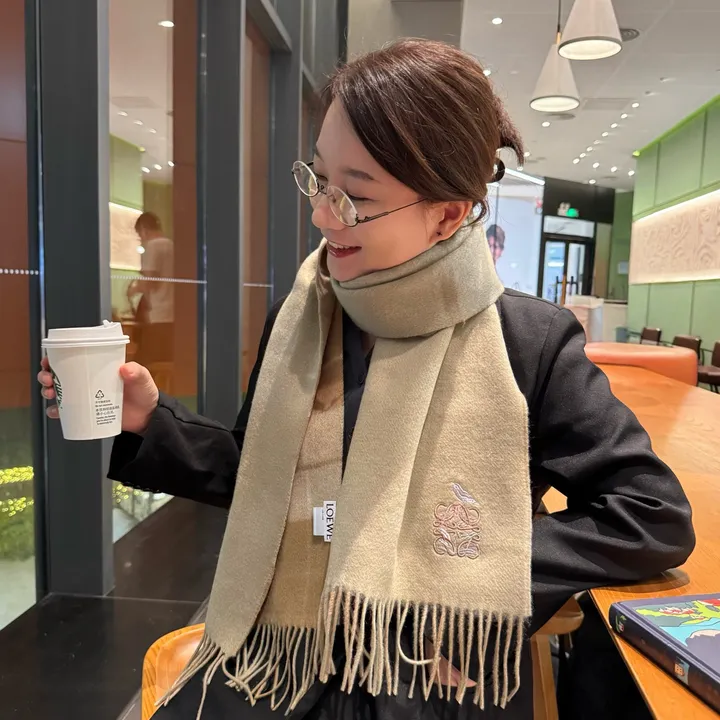 スーパーコピー ロエベ マフラー