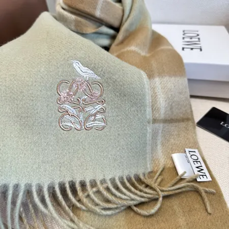 スーパーコピー ロエベ マフラー