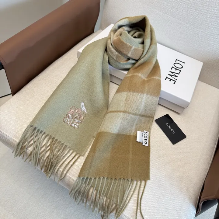 スーパーコピー ロエベ マフラー