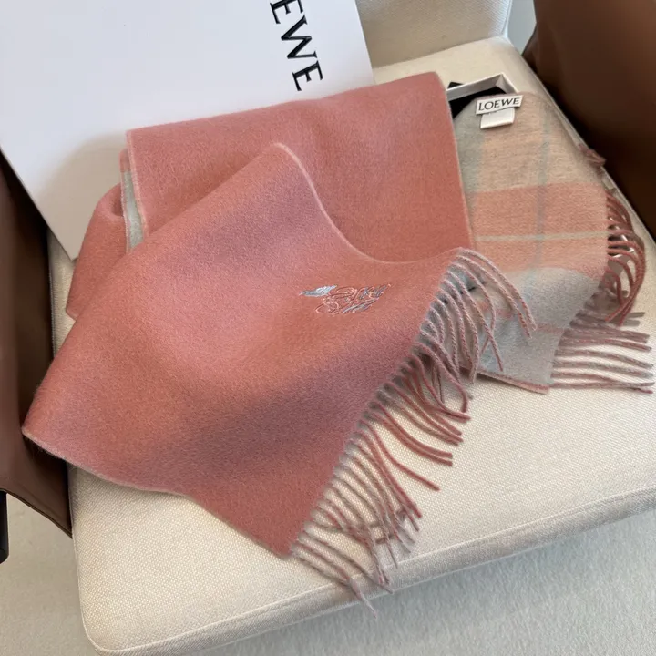 スーパーコピー ロエベ マフラー