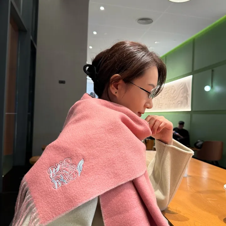 スーパーコピー ロエベ マフラー