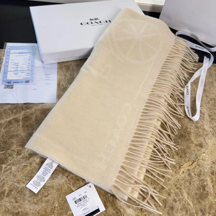 スーパーコピー コーチ マフラー