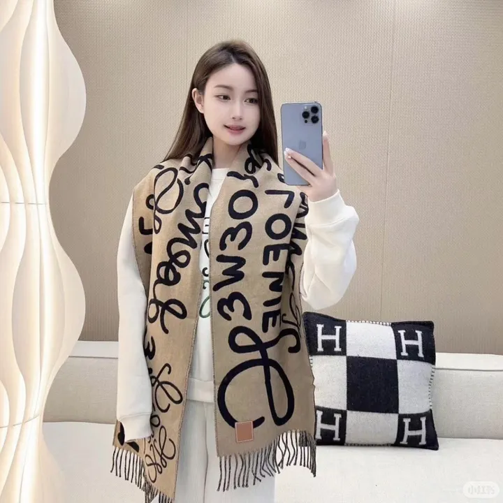 スーパーコピー ロエベ マフラー