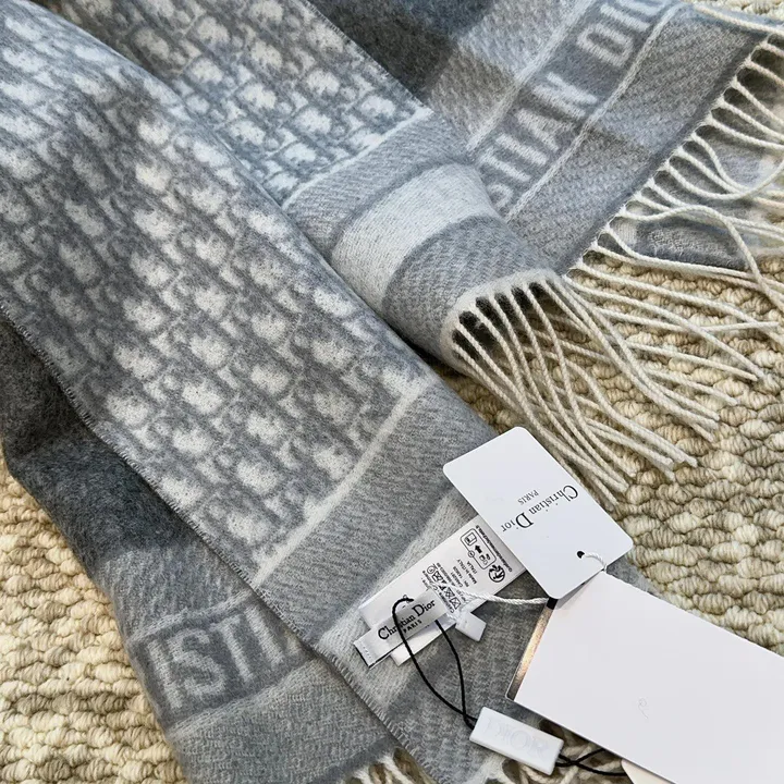 スーパーコピー ディオール マフラー