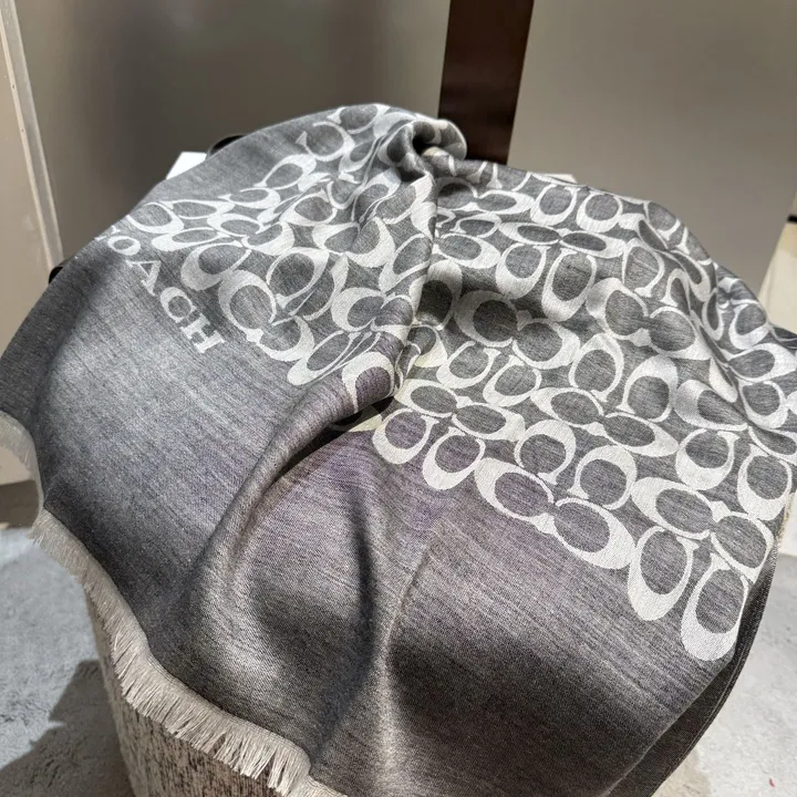 スーパーコピー コーチ マフラー