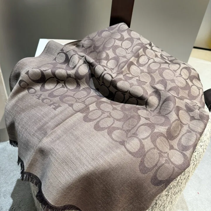 スーパーコピー コーチ マフラー