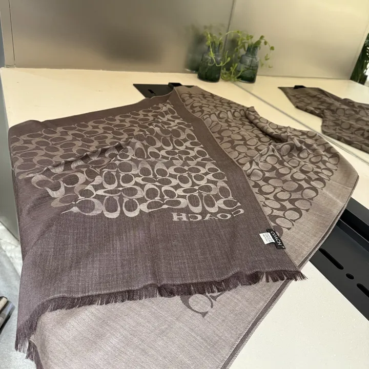 スーパーコピー コーチ マフラー