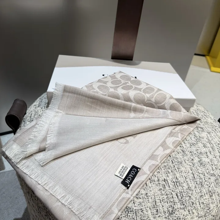 スーパーコピー コーチ マフラー