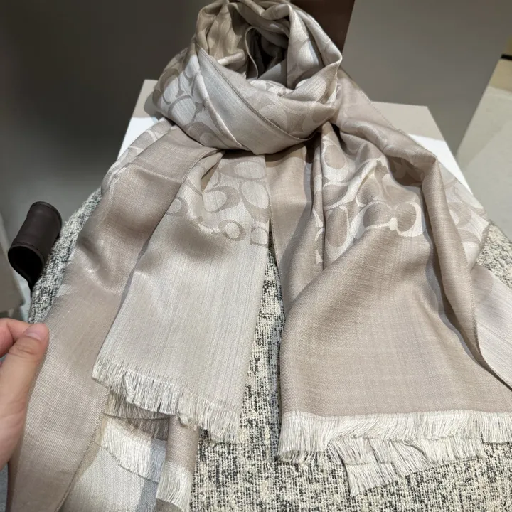 スーパーコピー コーチ マフラー