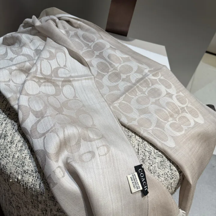 スーパーコピー コーチ マフラー