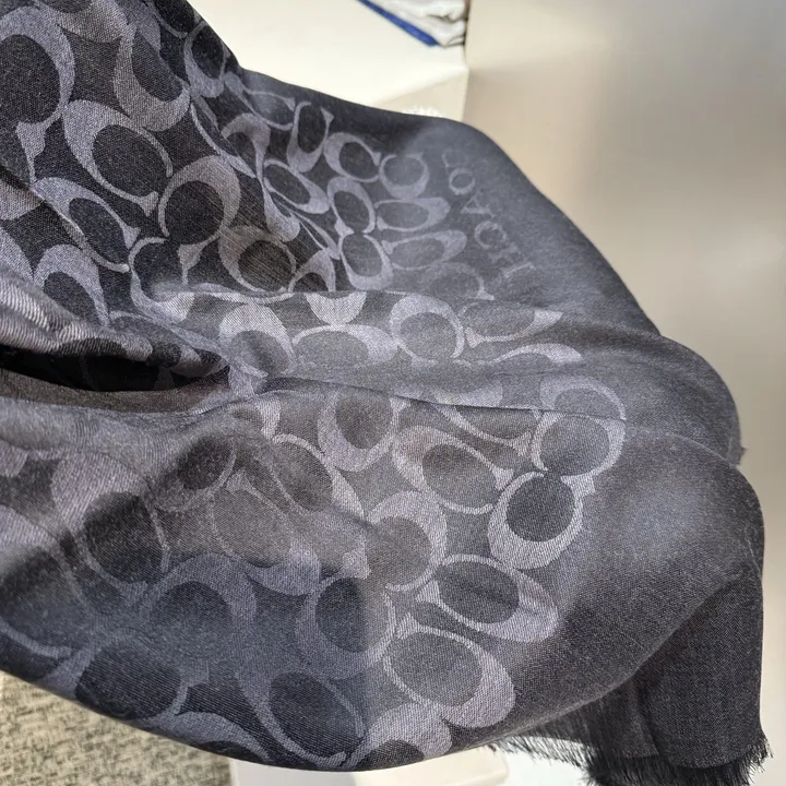 スーパーコピー コーチ マフラー