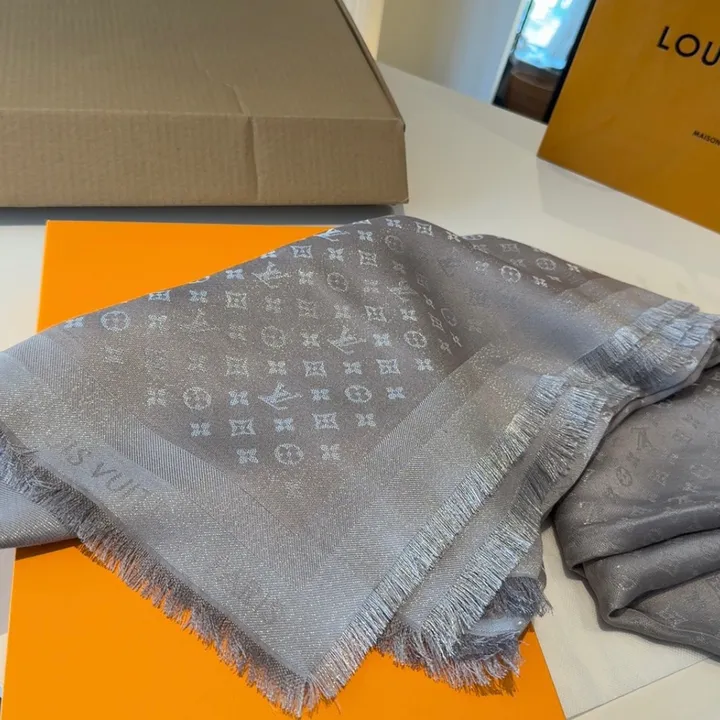 スーパーコピー ルイヴィトン マフラー