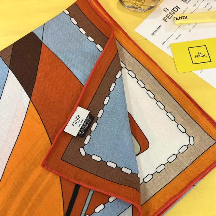 スーパーコピー フェンディ マフラー