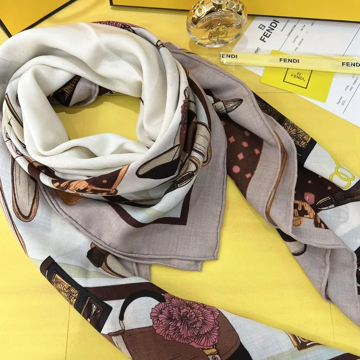 スーパーコピー フェンディ マフラー