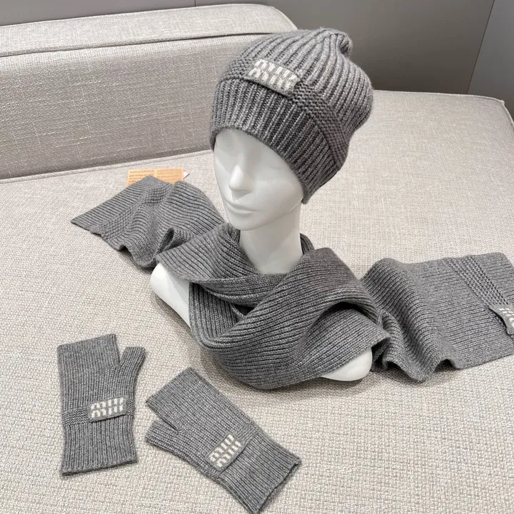 スーパーコピー フェンディ マフラー